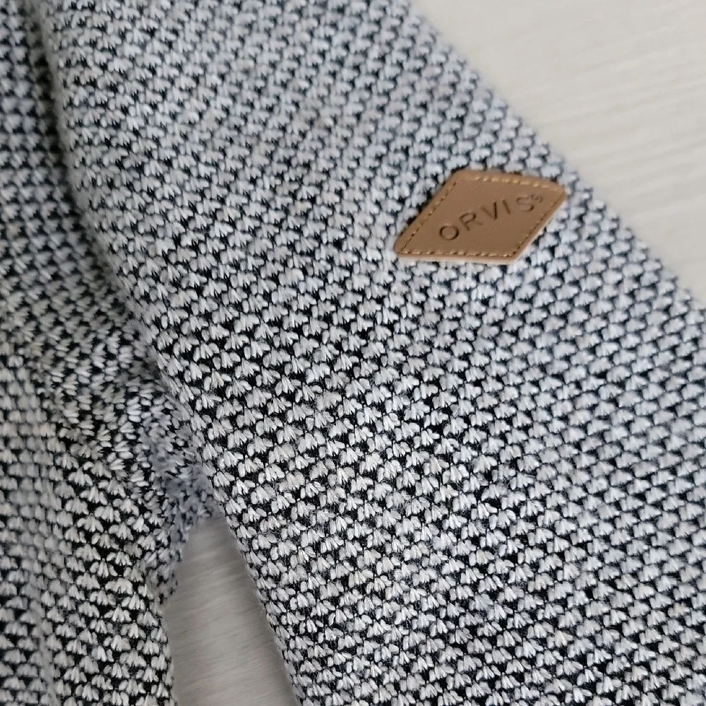 Orvis Black and White Quarter Zip Sweater Classic Design With Fleece Lined